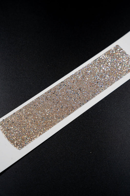 Décoration manchette céleste paillettes dorées et sequins argentés