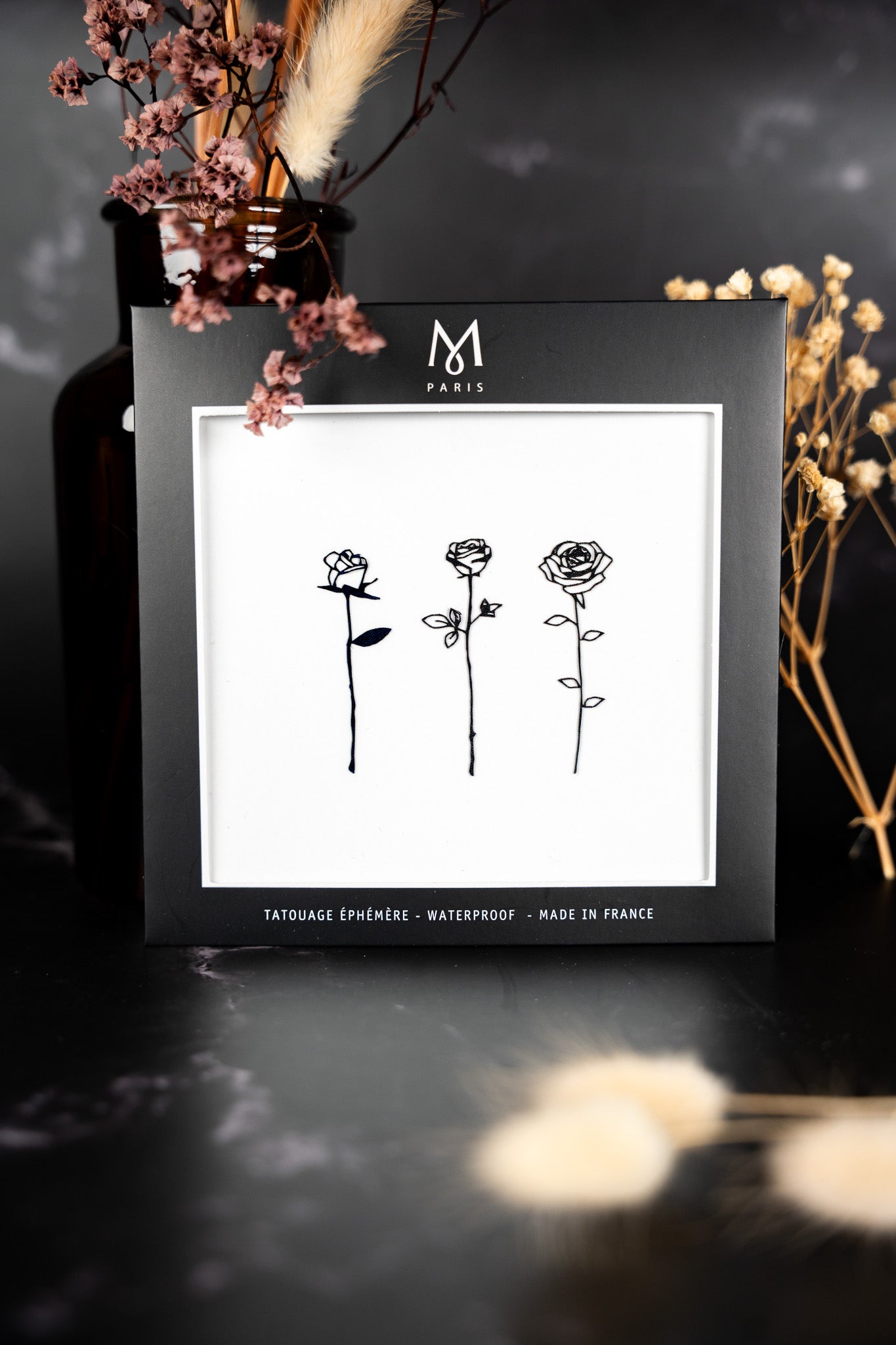Trio de roses satin noir